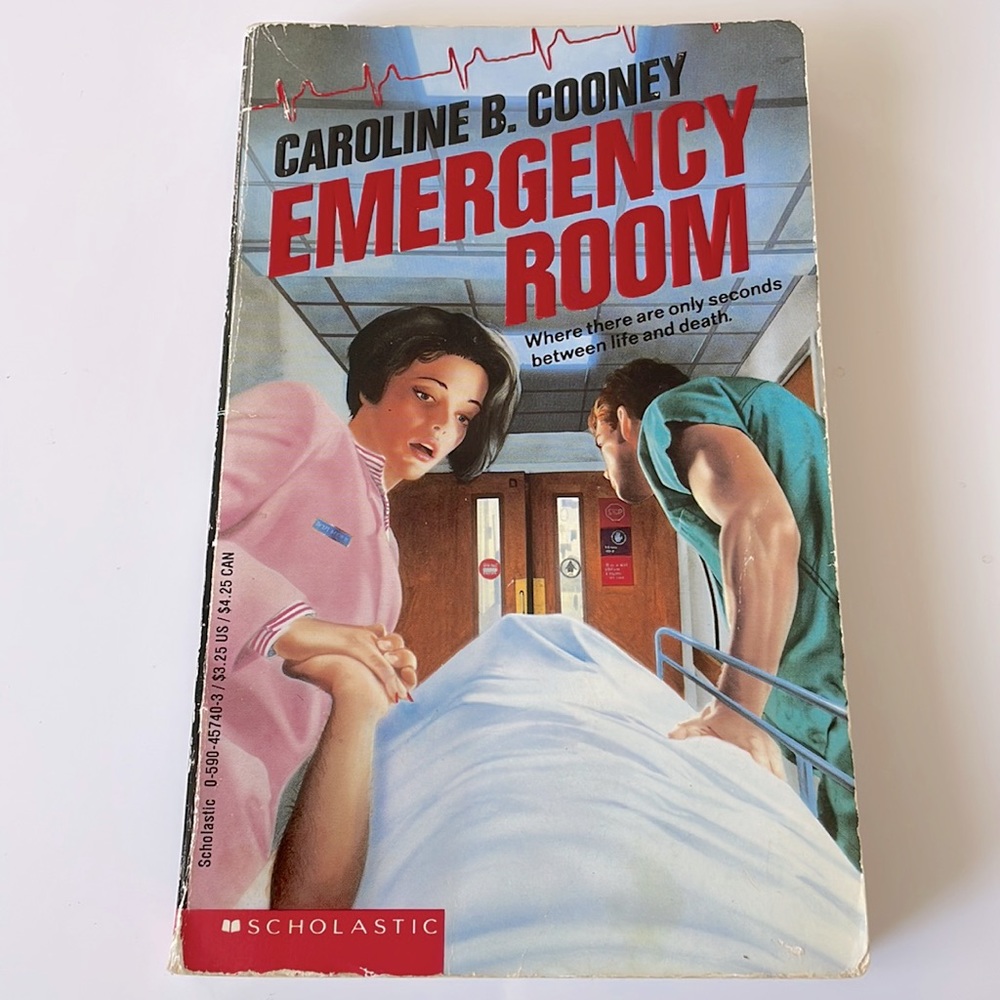 ✨2/$20✨ Emergency Room (1994)